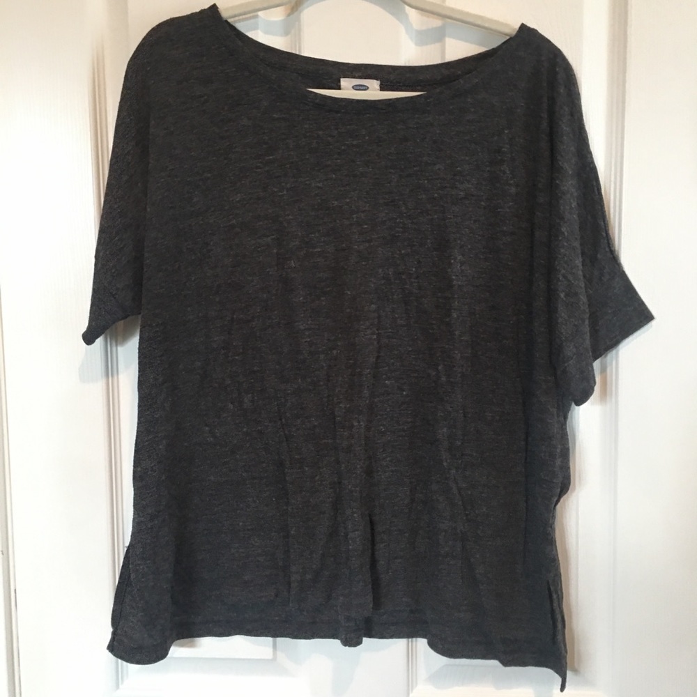 Gray old navy crop top
